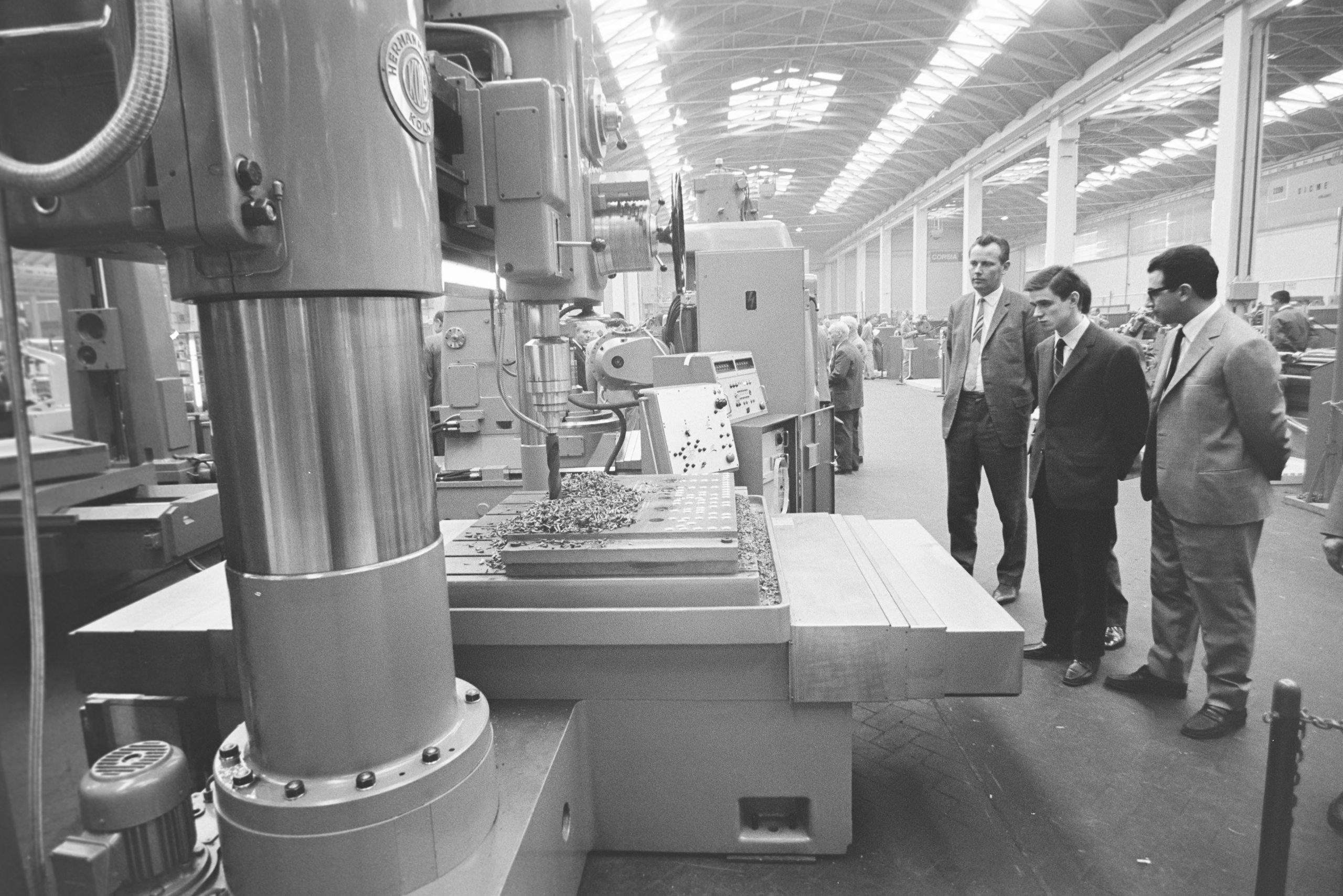 BI-MU_1966_13