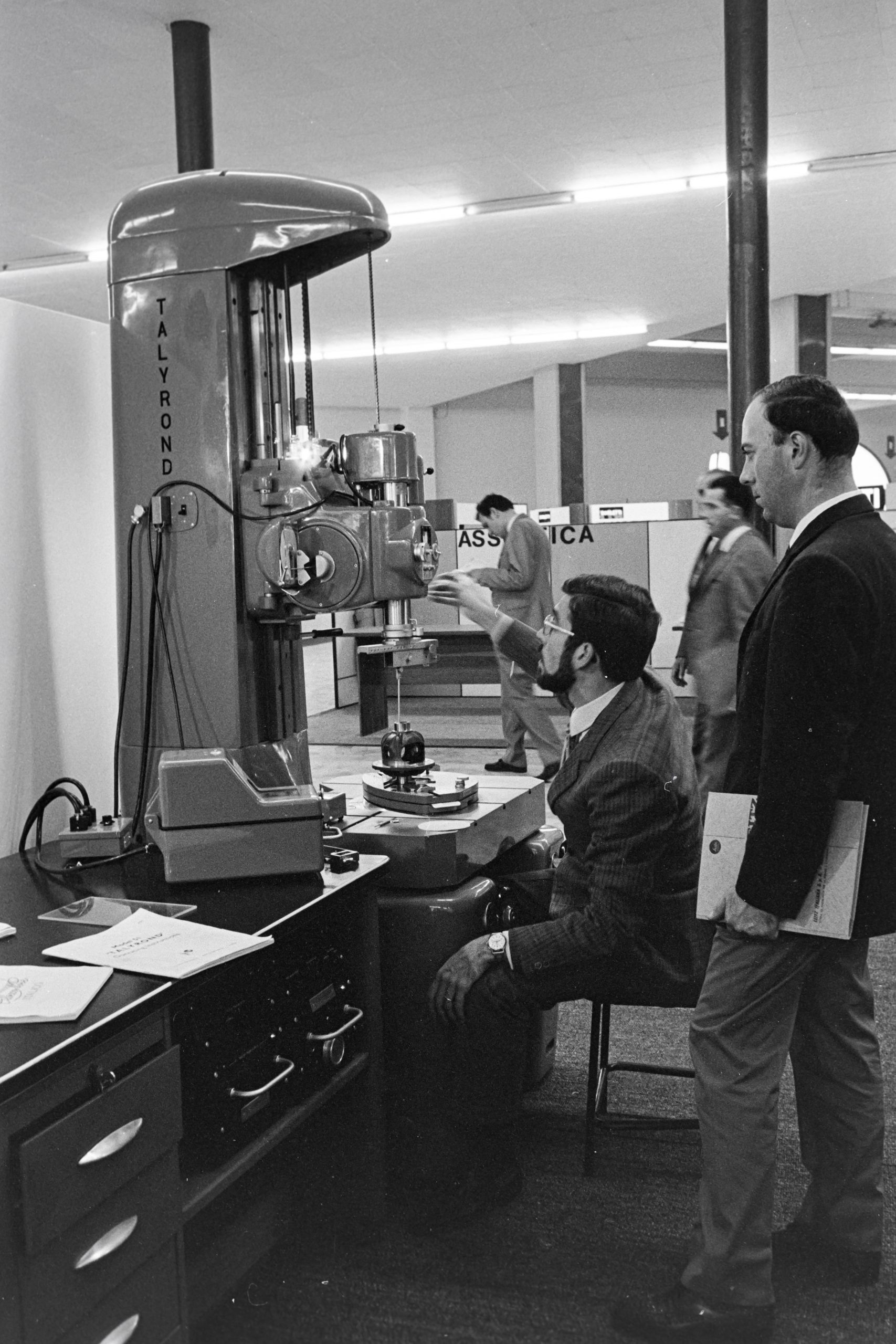 BI-MU_1968_8